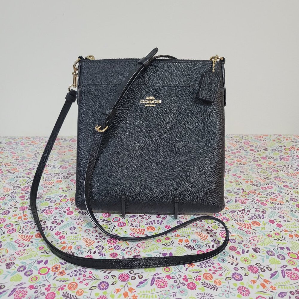 COACH LEATHER CROSS BODY PURSE *AUTHENTIC* - Picture 2 of 13
